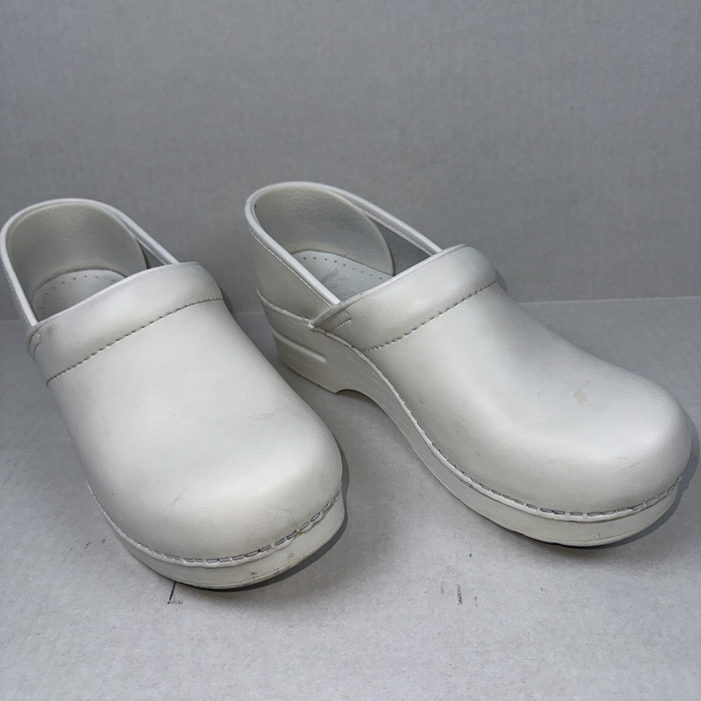 Dansko Women's White Leather‎ Slip On Clogs Nursing Comfort Shoes 39/8-8.5
